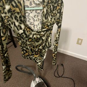 Sexy long sleeve leopard print blouse
